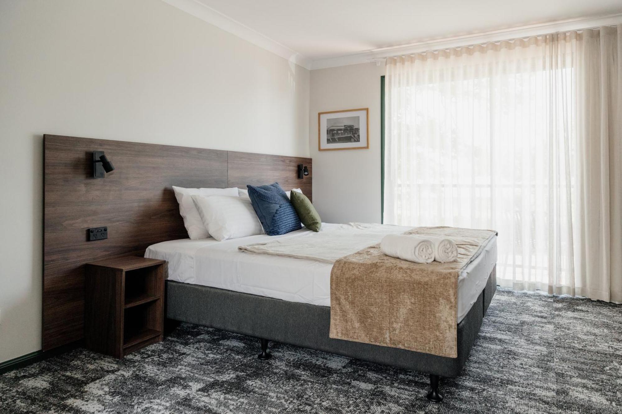 Wallaby Hotel Mudgeeraba Buitenkant foto
