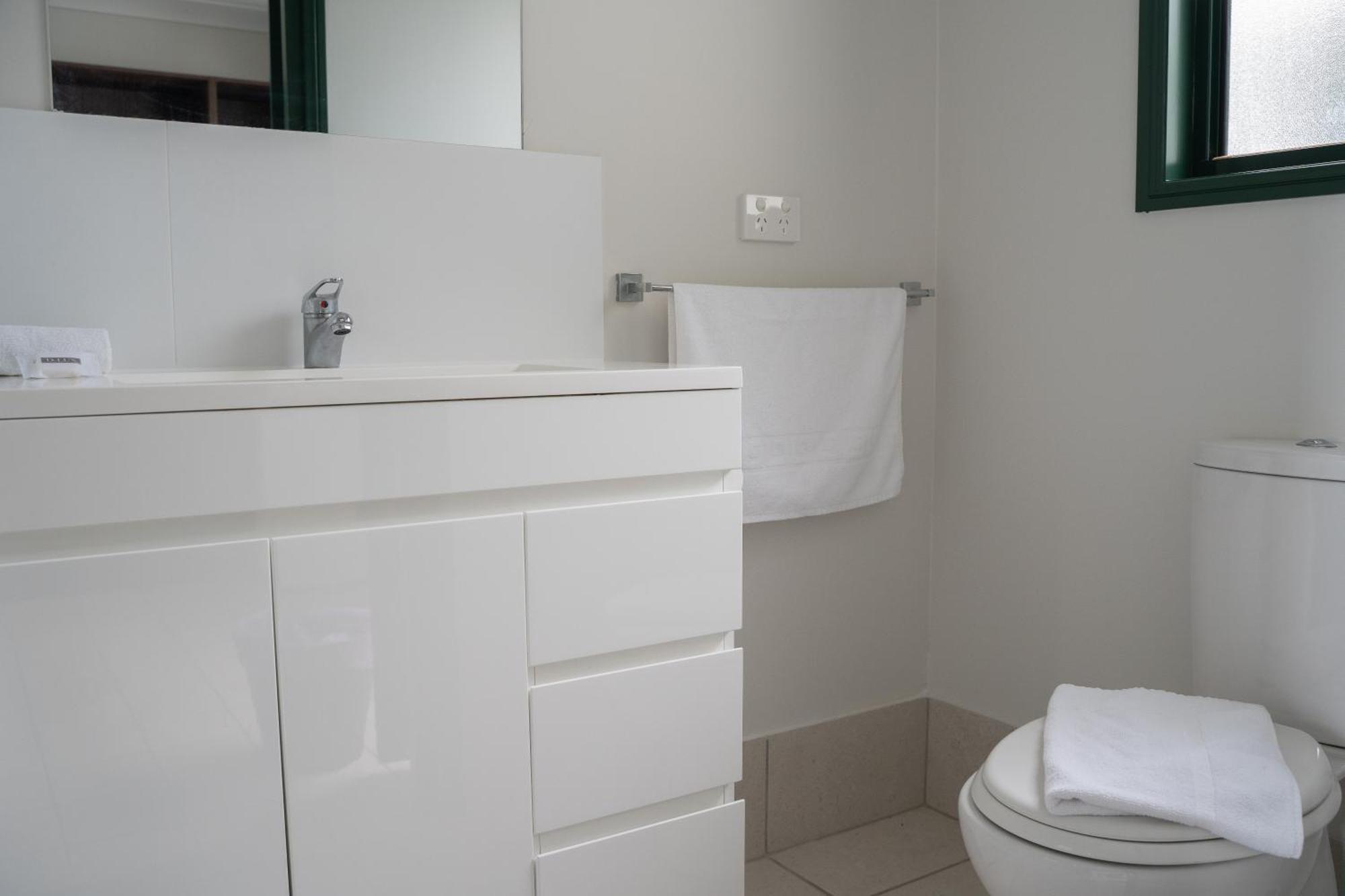 Wallaby Hotel Mudgeeraba Buitenkant foto