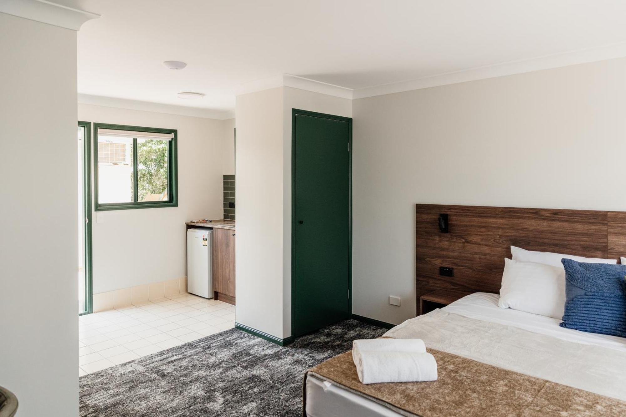Wallaby Hotel Mudgeeraba Buitenkant foto