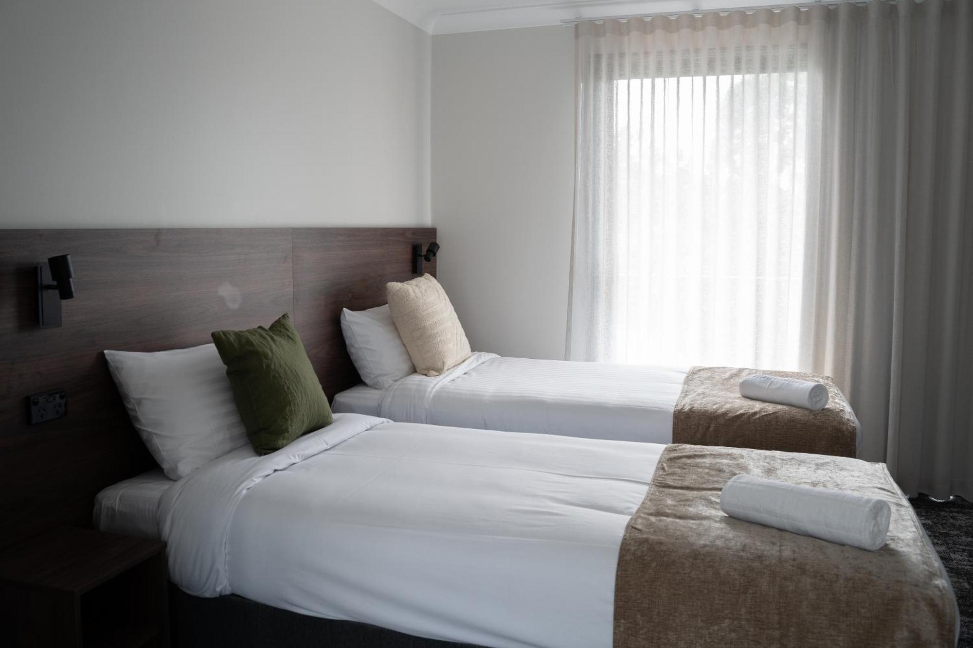 Wallaby Hotel Mudgeeraba Buitenkant foto